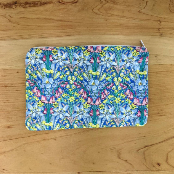 Women's Cosmetic Weekend Bag