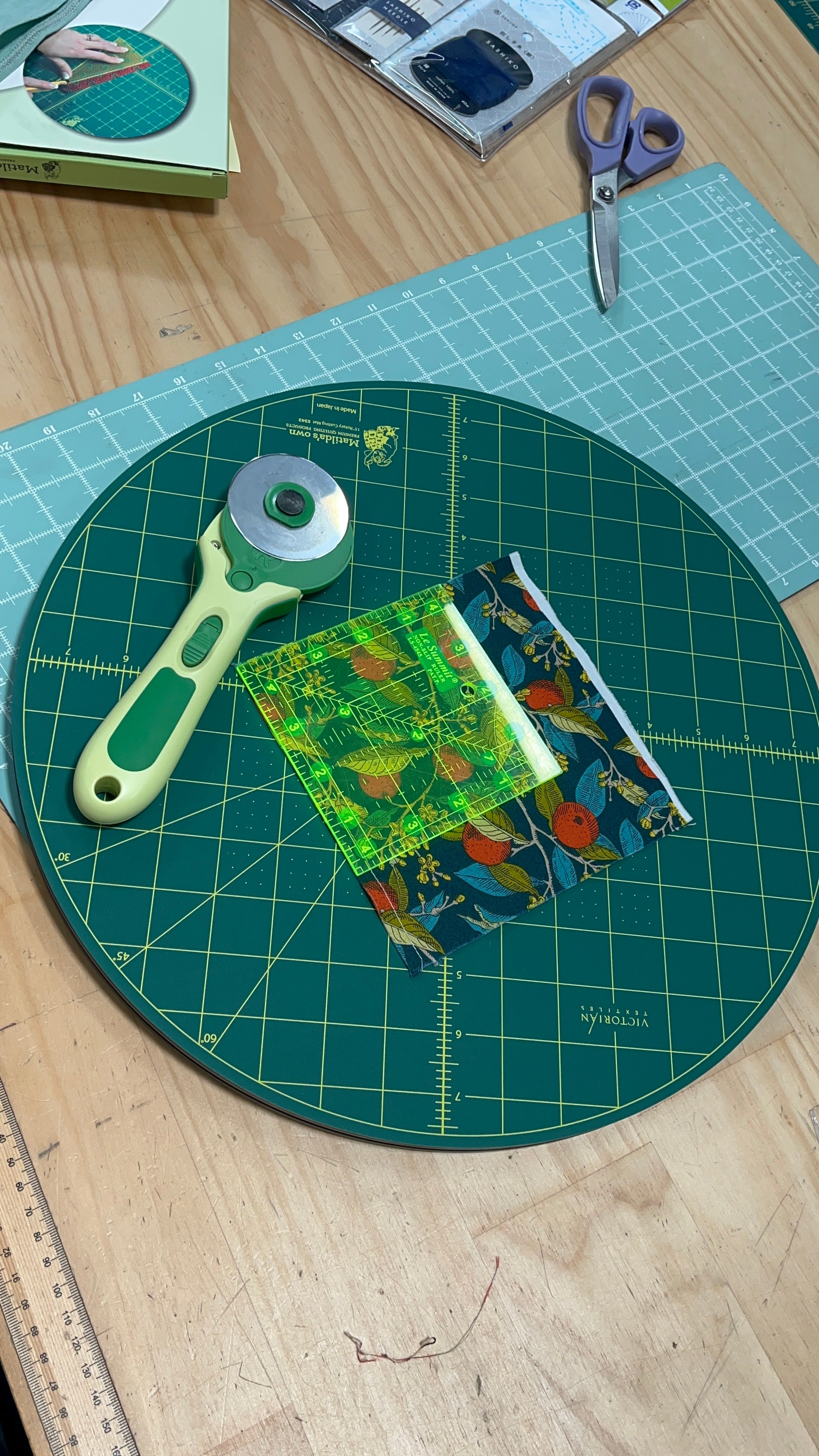 Matilda’s Own 15” Rotating Cutting Mats