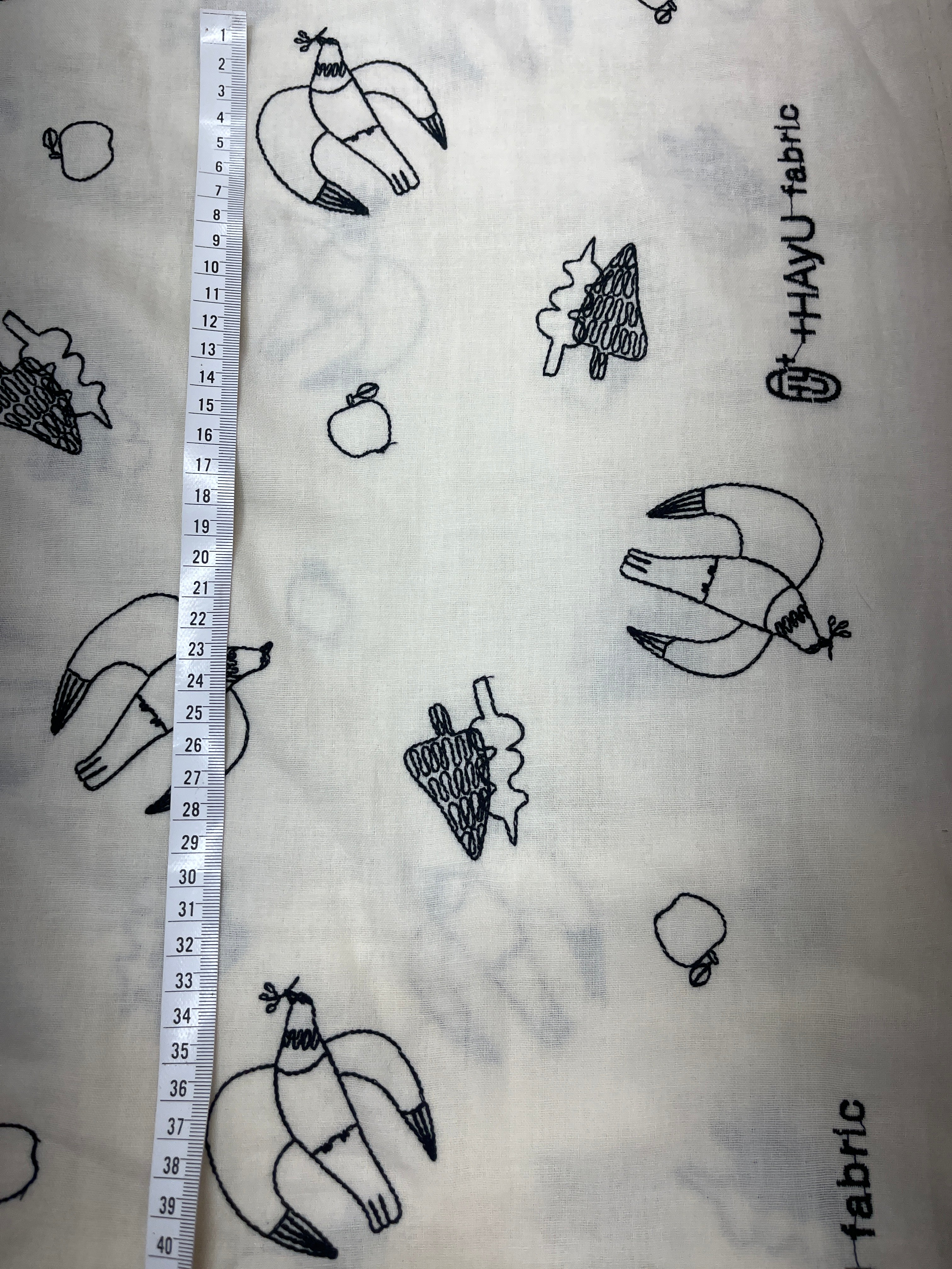 Hayu Embroidered by Manaba Ogwa Doves