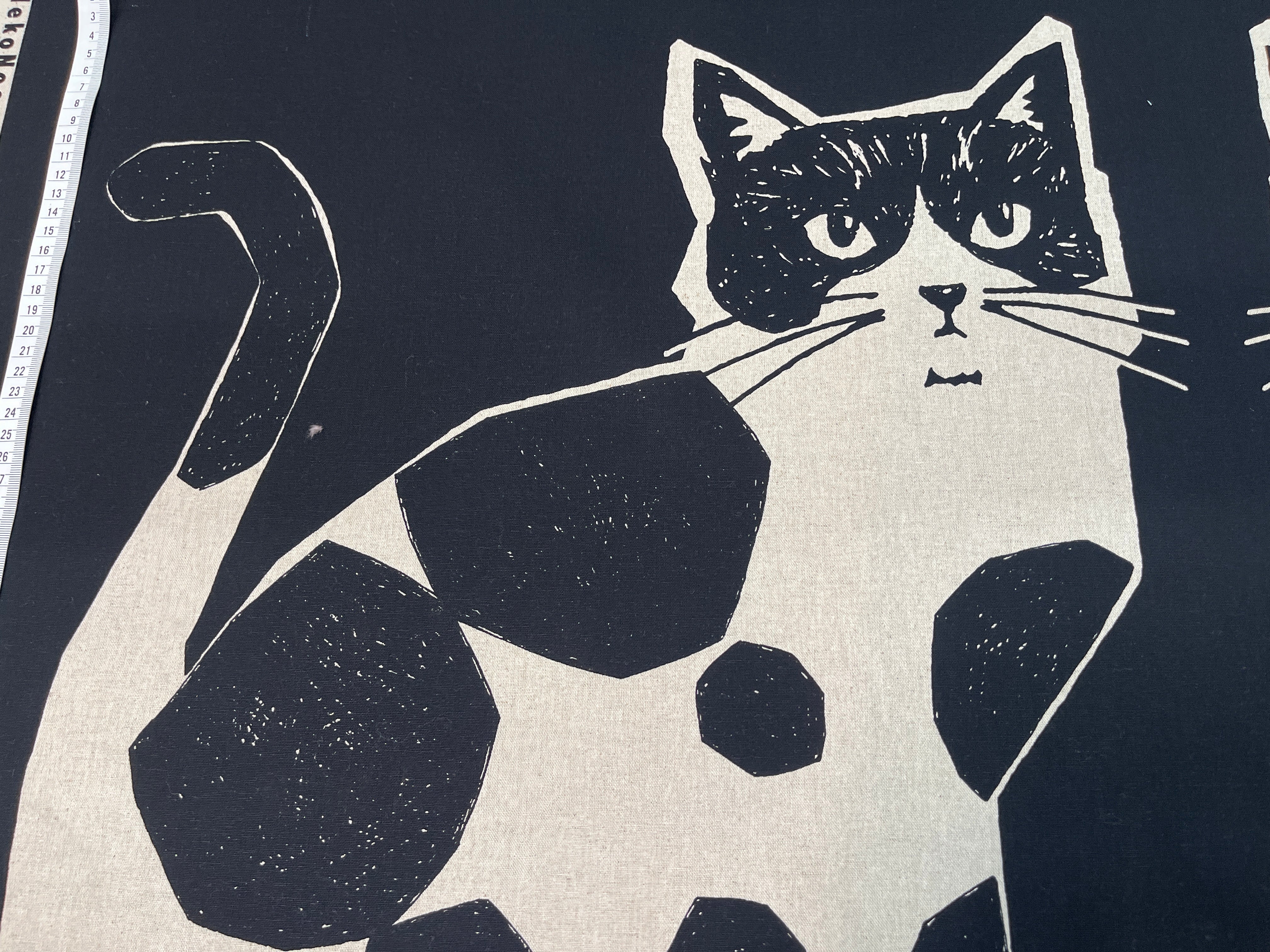 Echino Two Cats – NekoNoe by Etsuko Furuya | Cotton Linen Canvas