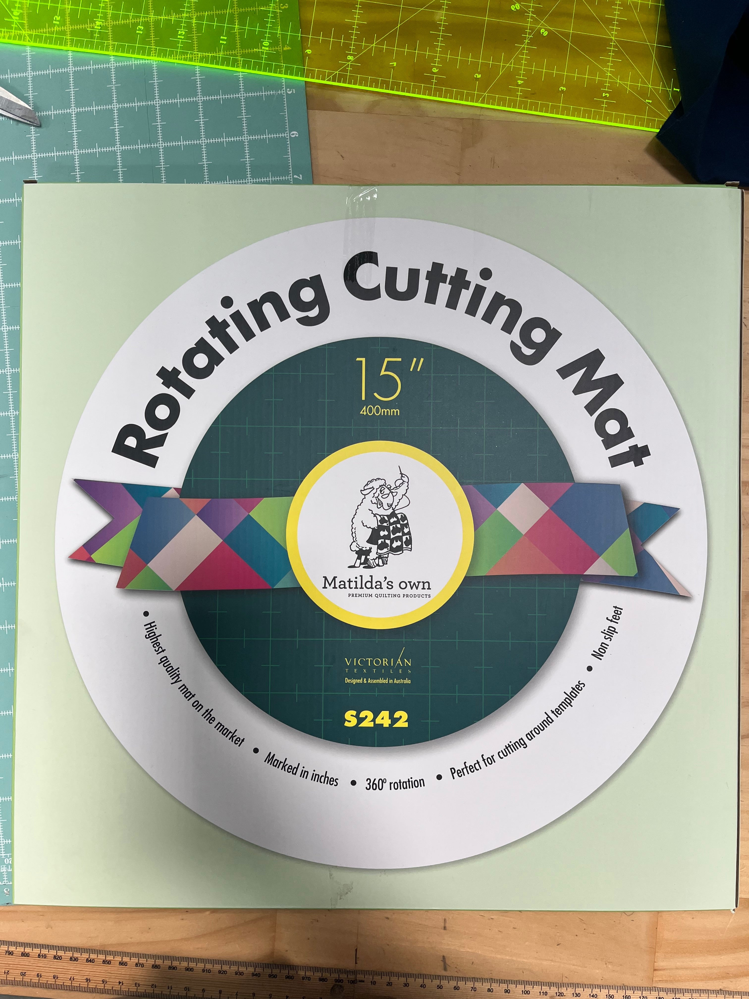 Matilda’s Own 15” Rotating Cutting Mats