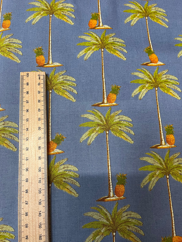 Palms & Pineapples